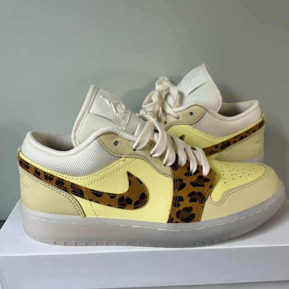 NIB Nike Air Jordan 1 Low SNKRS Day 2021 | Size 7.5W - Picture 2 of 9